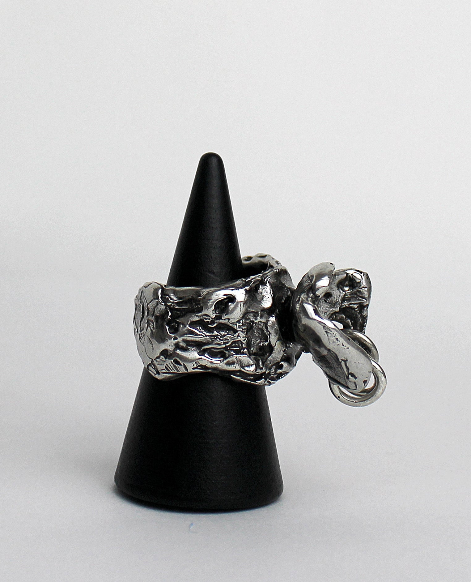 NESSA RING